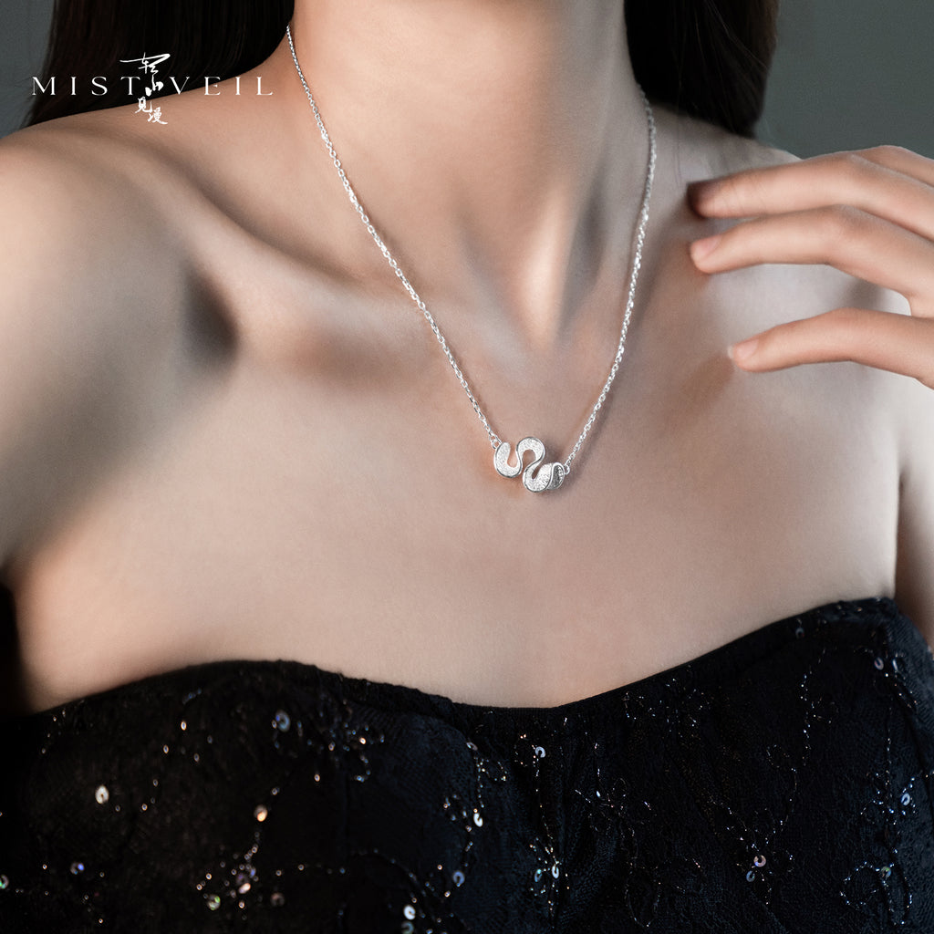 Mistveil Pleat-Inspired S-Curve Silver Cultural Necklace
