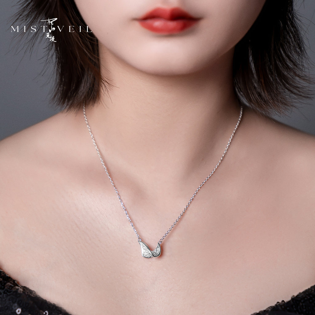 Mistveil Fog-Island-Echo Silver Poetic Necklace