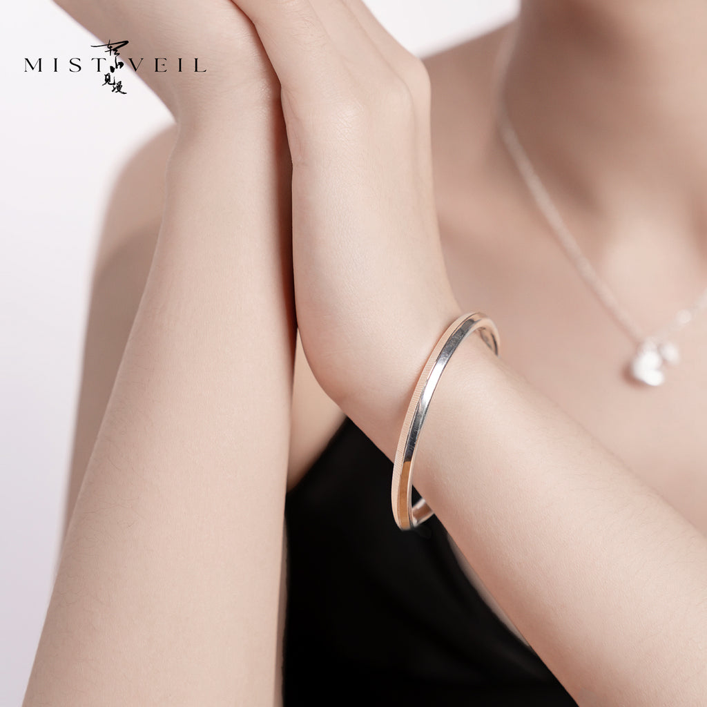 Mistveil Zen-Moon Silver Meditative Bangle