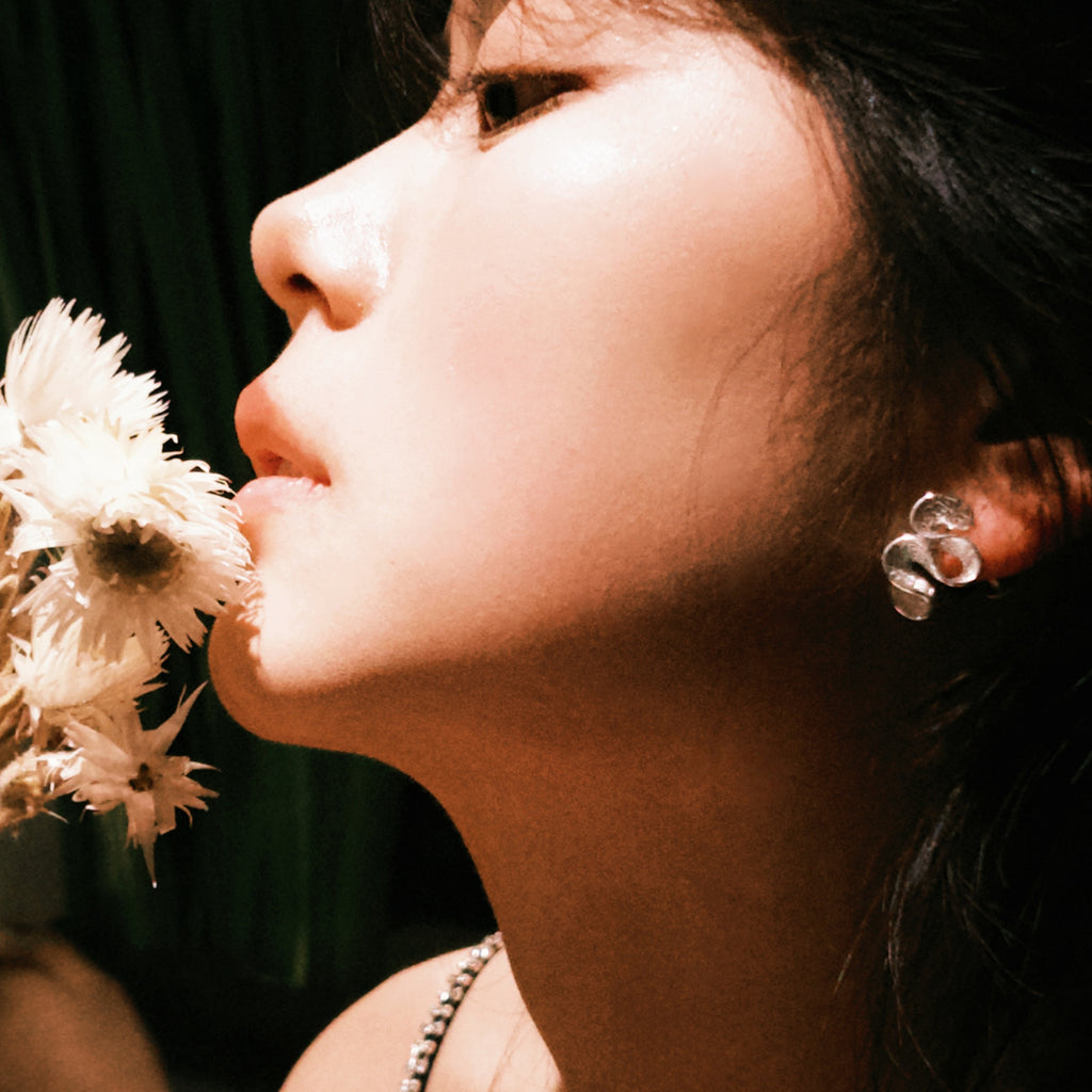 Mistveil Cloud-Dance Silver Ethereal Stud Earrings