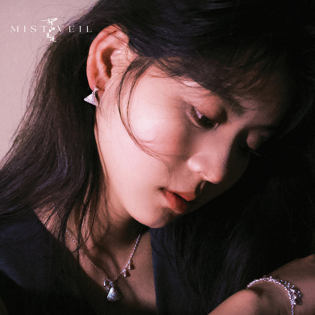 Mistveil Gentle-Wind Silver Serene Earrings