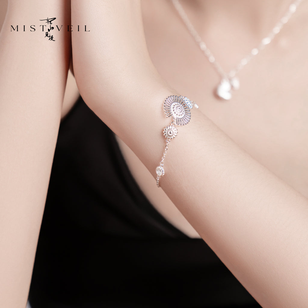 Mistveil Cloud‑Bud Silver Poetic Bracelet