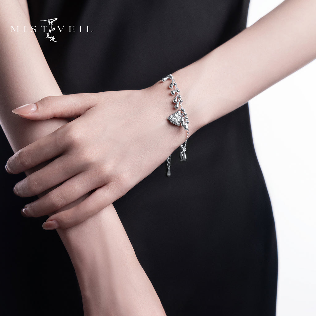 Mistveil Nestle Silver Healing Bracelet