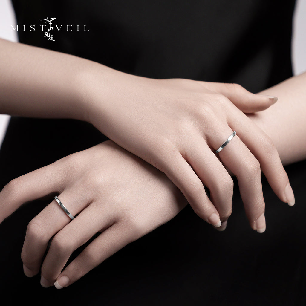 Mistveil Luminous-Light Silver Loving Ring