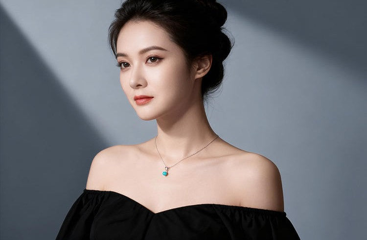 Mistveil Mountain-Rain Zen Silver Serene Necklace