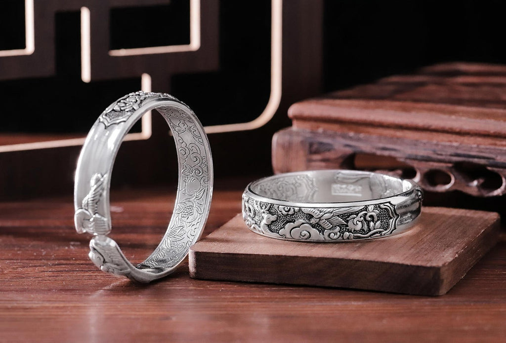 Mistveil Auspicious-Trio Silver Manifesting Bangle