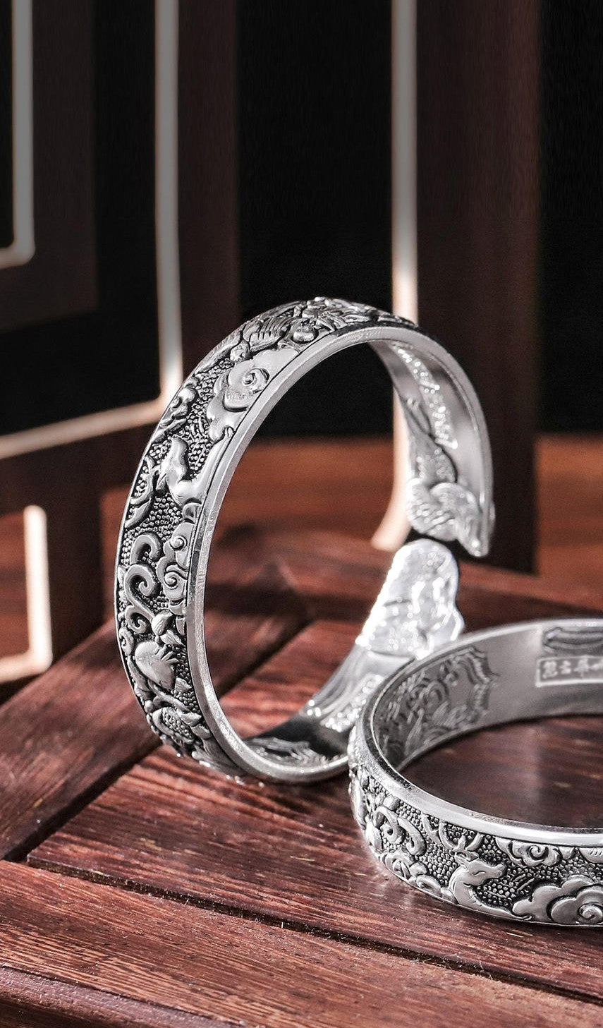 Mistveil Auspicious-Trio Silver Manifesting Bangle