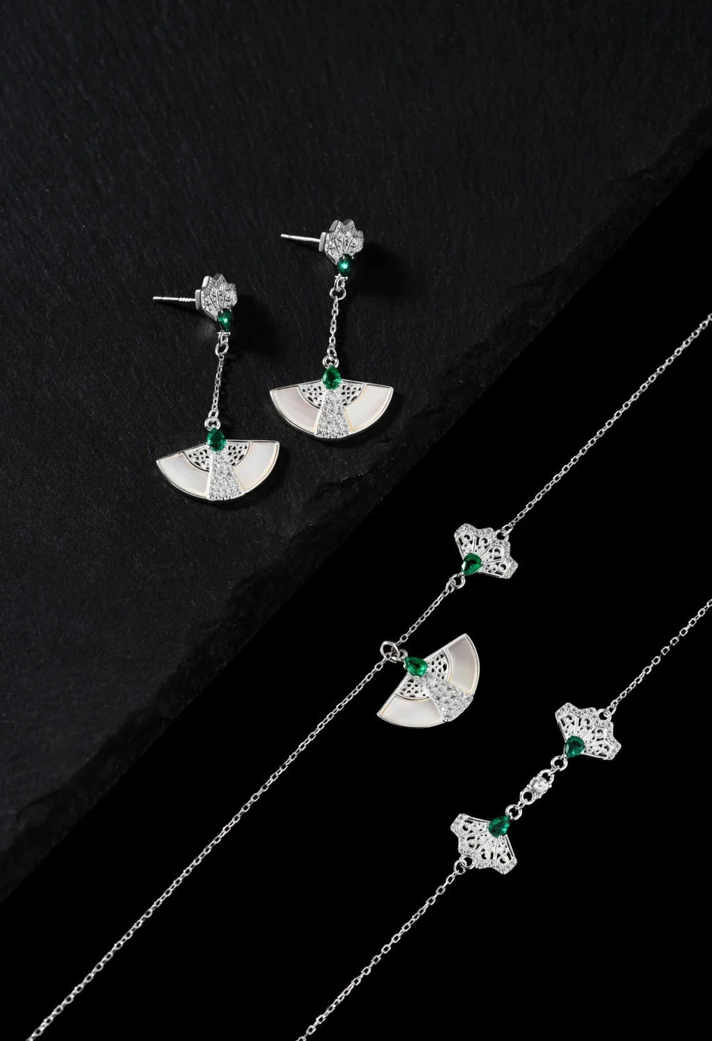 Mistveil Imperial-Fan Silver Heritage Jewelry Set