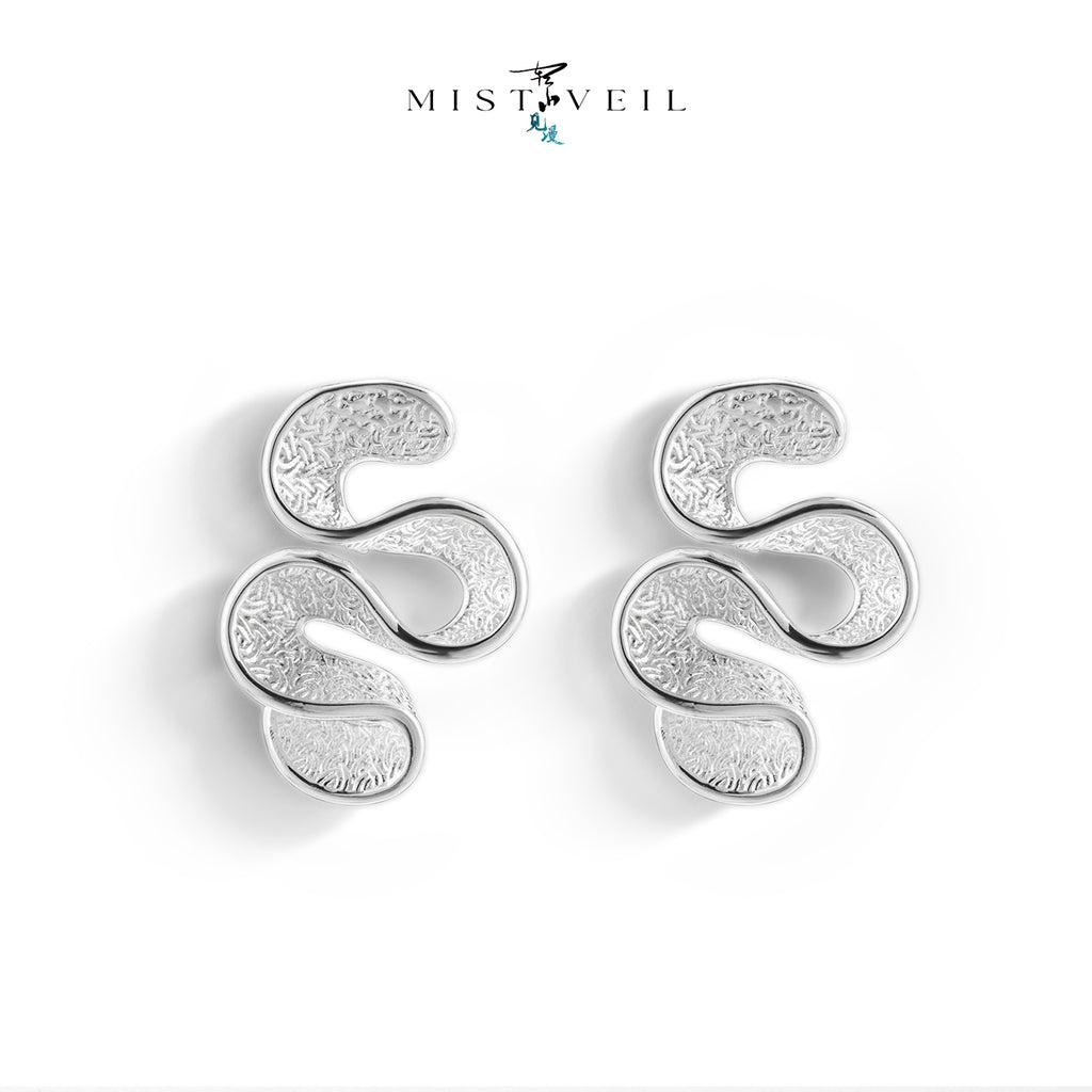 Mistveil Cloud-Dance Silver Ethereal Stud Earrings