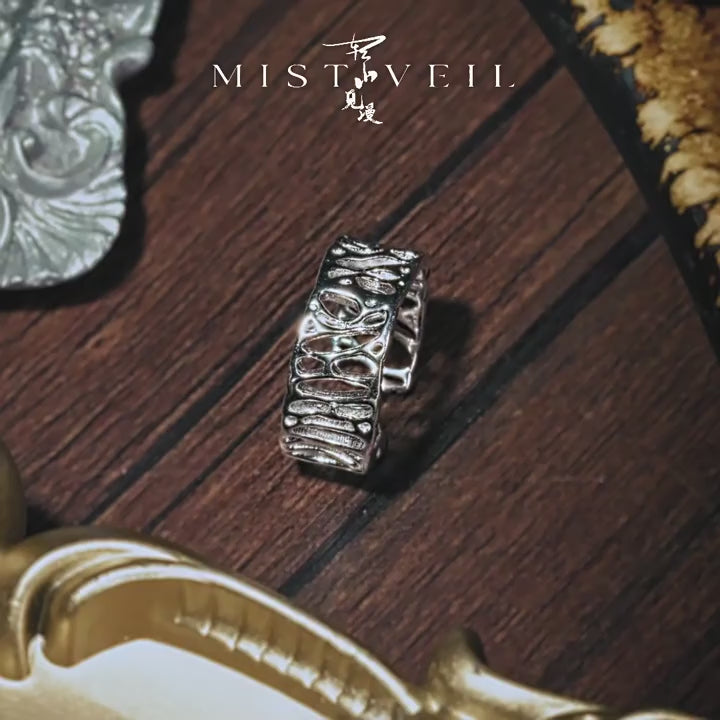 Mistveil Weathered-Rock Silver Poetic Ring