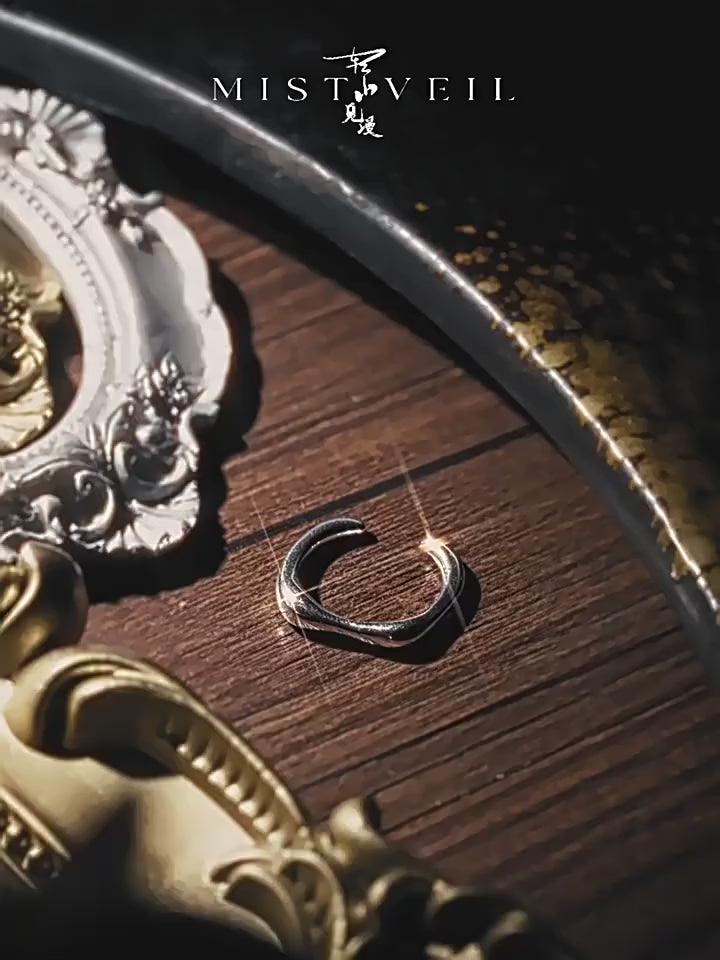 Mistveil Citrus-Arc Open Silver Zen Ring